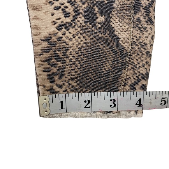 Python Print Skinny Jeans - Picture 6 of 14